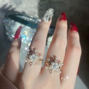 Pearl Snowflake Fancy Fidget Spinner Crystal CZ Rotating Silver Ring Resizable